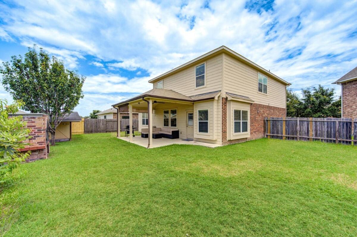 Elegant Retreat At Katy Houston, 2330 Sf, 4 Bedroom 2 And Half Baths, Game Room, King Bed, Bbq, Located Near Katy Asian Town, Typhoon Waterpark Exterior photo